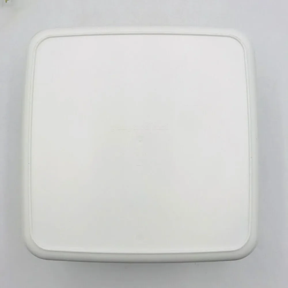 Pampered Chef 2.5 QT Cool and Serve Bowl w Freezer Pack Picnic Kitchenware White